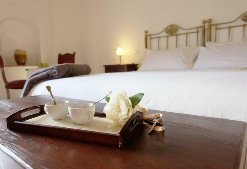 标准间, L Abbraccio Dei Sassi