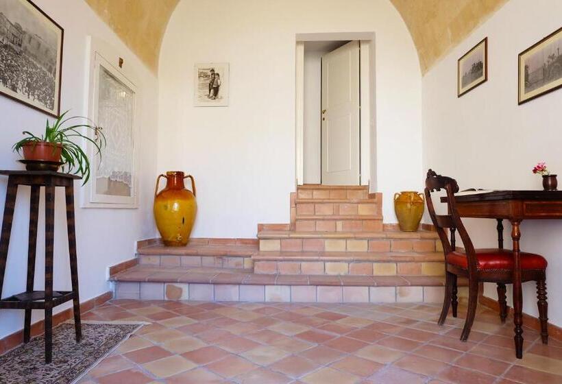 标准间, L Abbraccio Dei Sassi