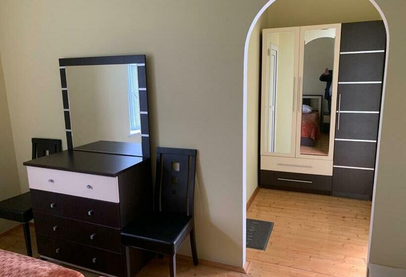 اتاق لوکس, Sheki Avtovagzal Motel