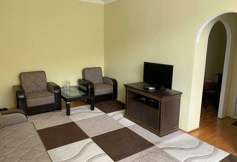 اتاق لوکس, Sheki Avtovagzal Motel