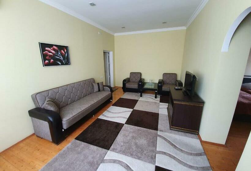 اتاق لوکس, Sheki Avtovagzal Motel