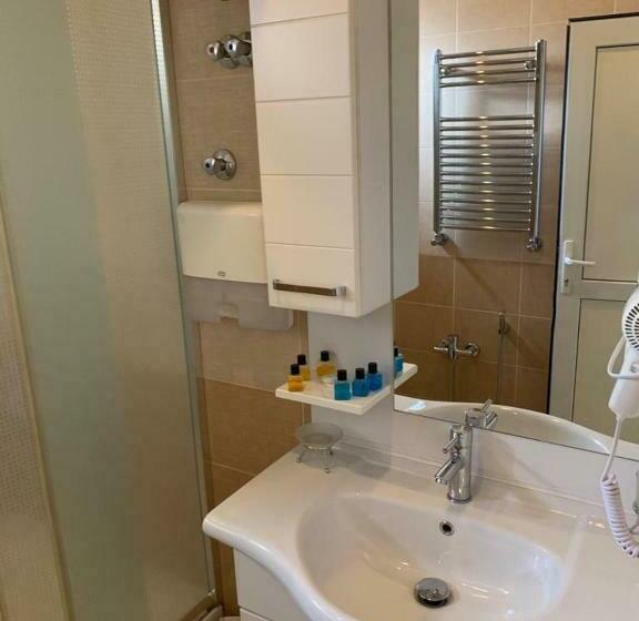 اتاق لوکس, Sheki Avtovagzal Motel