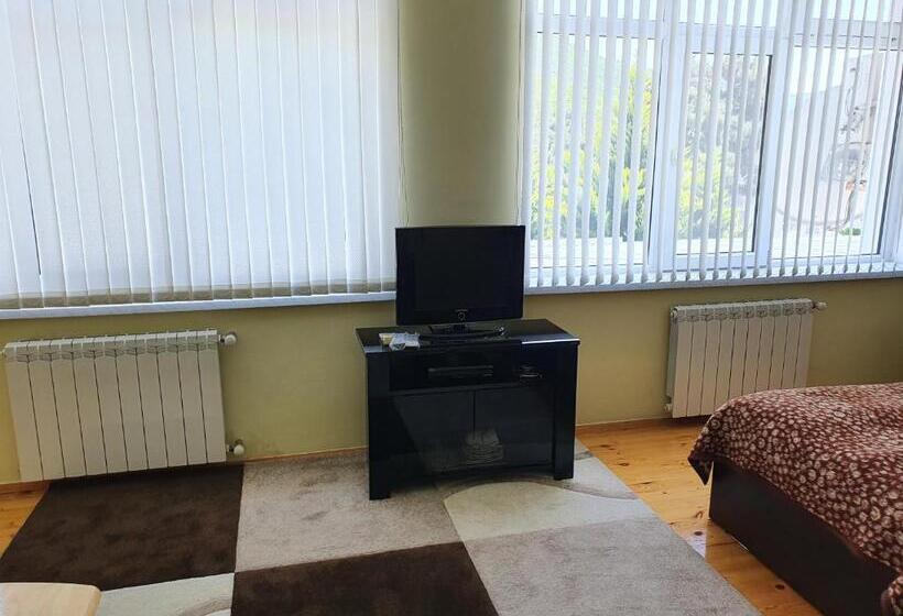 اتاق استاندارد, Sheki Avtovagzal Motel