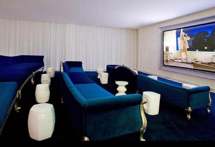 شقة غرفة واحدة مطلة على حمام السباحة, W Icon Brickell  Luxury 2br Highrise Corner Condo