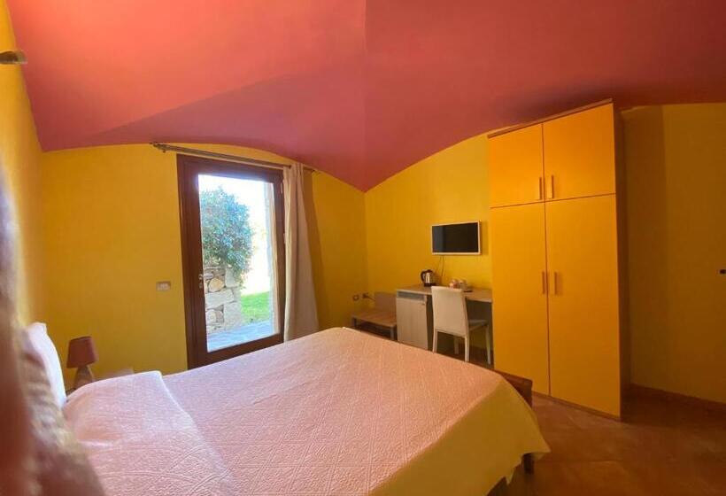 اتاق استاندارد با چشم‌انداز باغ, B&b Pettirosso Garden