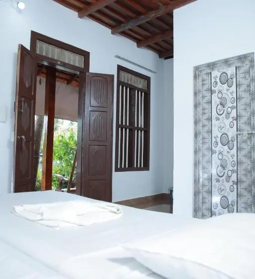 Standard-huone Pohjakerros, Malayalam Lake Resort