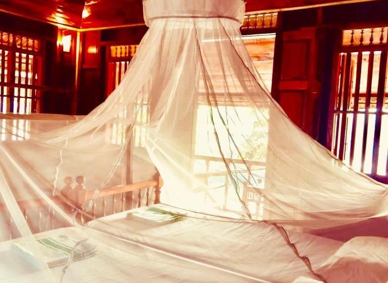 Номер Стандарт Верхний Этаж, Malayalam Lake Resort