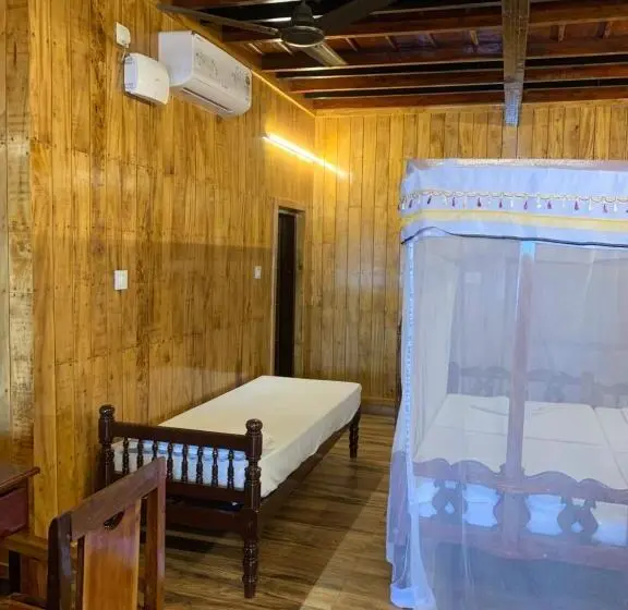 Deluxe-huone Järvinäkymä, Malayalam Lake Resort