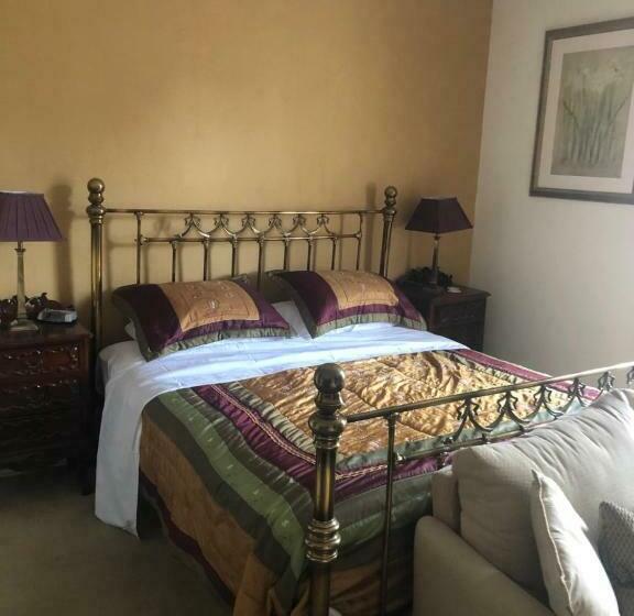 デラックスルーム, The Lion