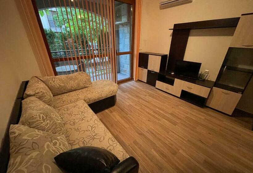 Студия Superior, Menada Apartments In Cascadas