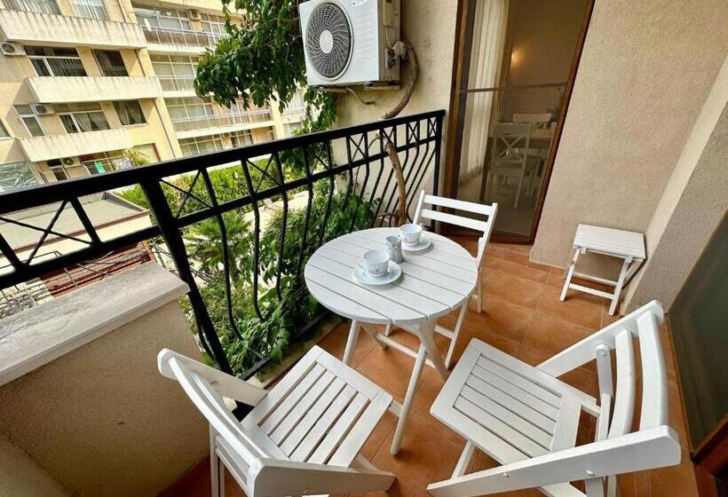Апартаменты 2 Спальни, Menada Apartments In Cascadas