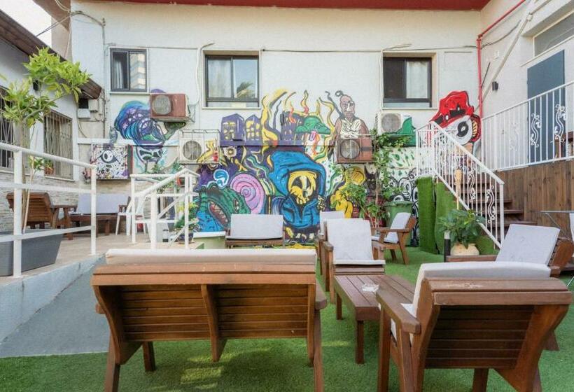 Студия Стандарт, Loui Talpiot