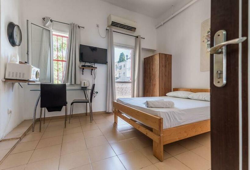 Студия Стандарт, Loui Talpiot