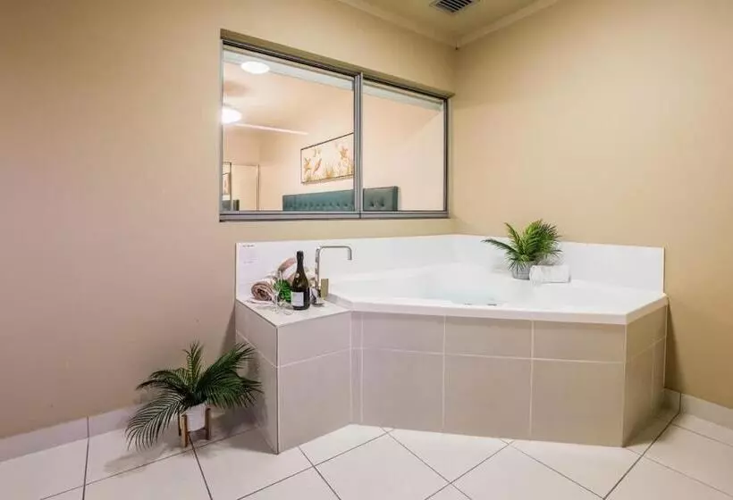 プールビューの２ベッドルームアパート, 1770 Lagoons Central Apartment Resort Official