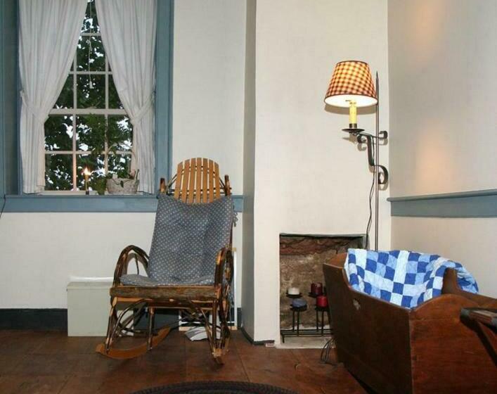 スタンダードルーム, Brownstone Colonial Inn