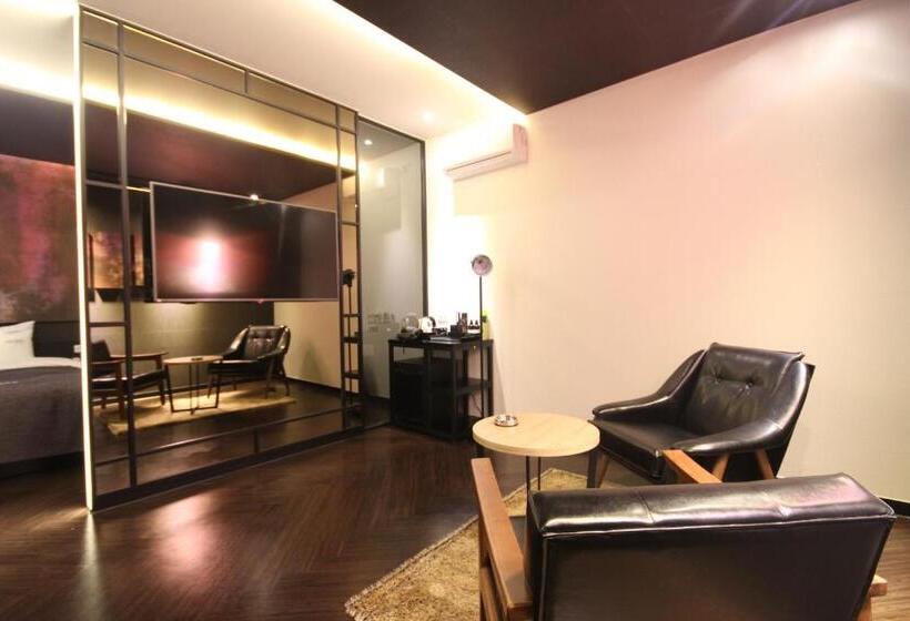 Семейный Номер, 2 Heaven Hotel Seomyeon