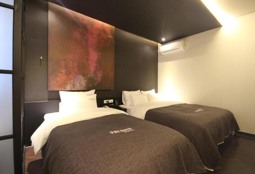 Camera Familiare, 2 Heaven Hotel Seomyeon