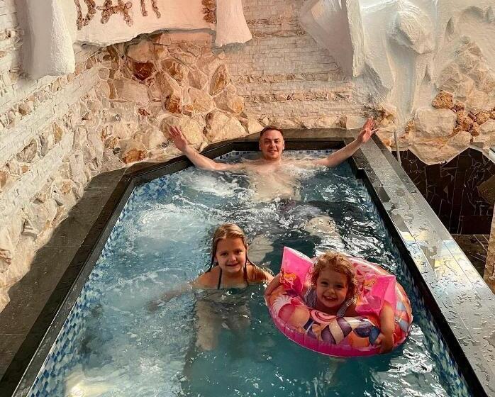 سوییت با استخر, Bali Colosseum