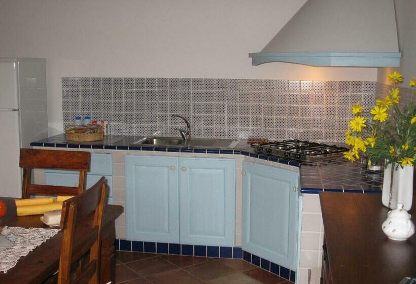 带1个卧室带花园景观的公寓, Torre Archirafi Resort