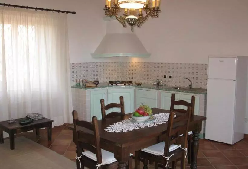 آپارتمان 1 خوابه همکف, Torre Archirafi Resort