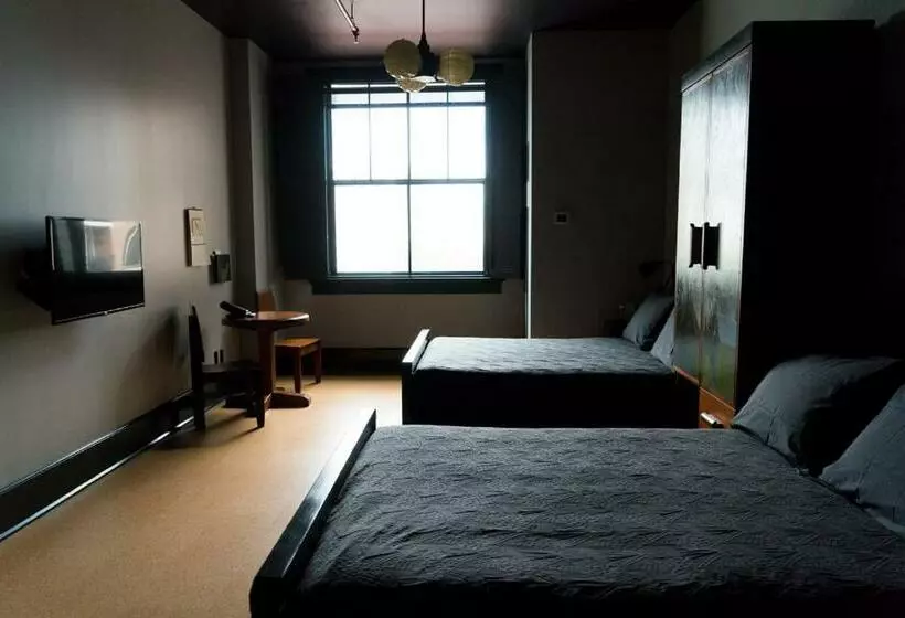 Standard Room 2 Double Beds