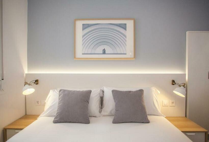 آپارتمان 2 خوابه با بالکن, Apartment In Malasaña