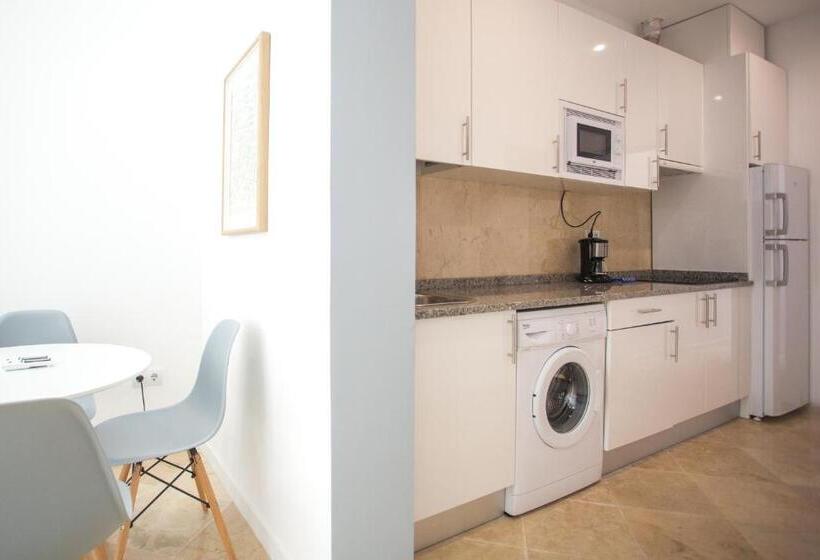 آپارتمان 2 خوابه با بالکن, Apartment In Malasaña