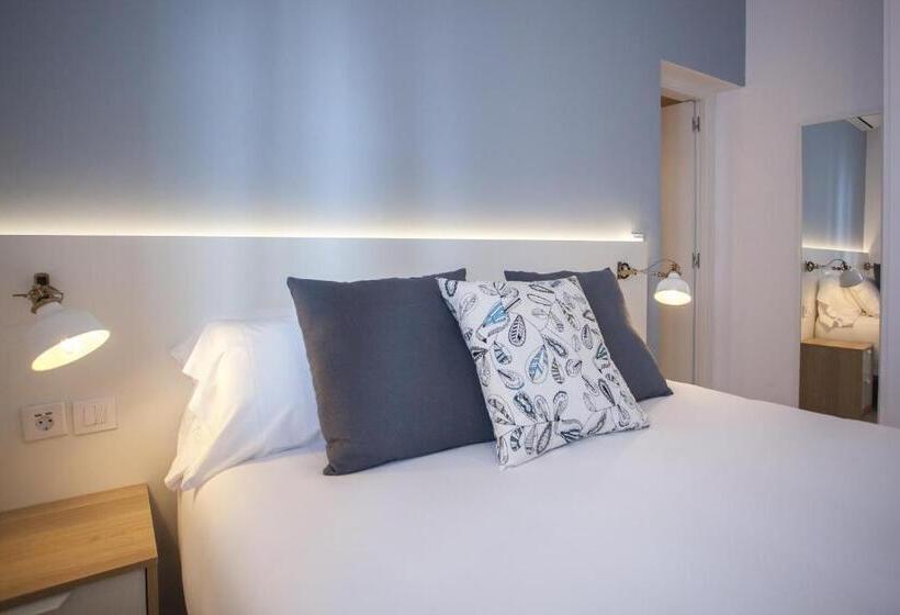 آپارتمان 1 خوابه اینتریور, Apartment In Malasaña