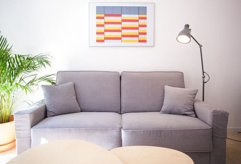 آپارتمان سوپریور 1 خوابه, Apartment In Malasaña