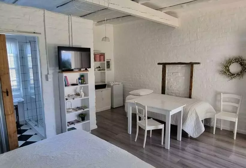 スタンダードルーム, Rietjiesbos Self Catering