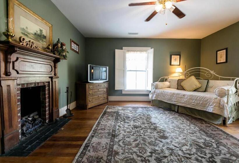 جناح ديلوكس, The Babcock House