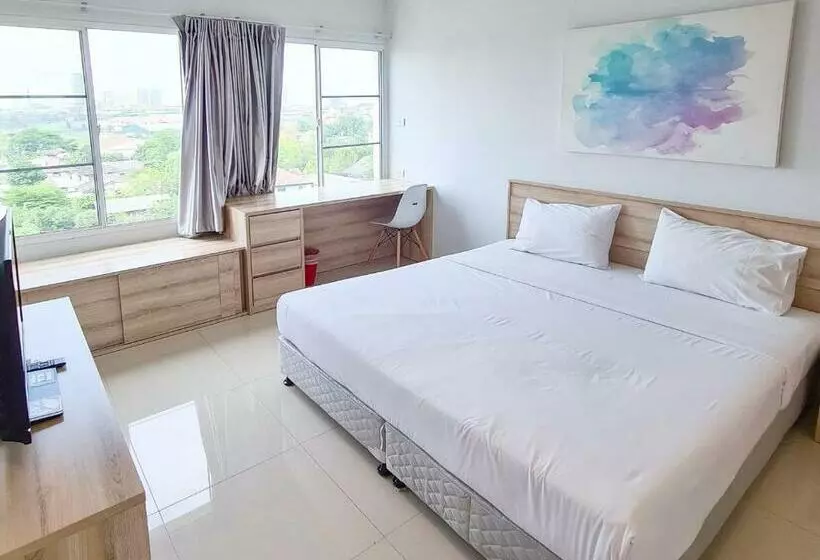 １ベッドルームアパートメント, Des Res Hotel And Residence