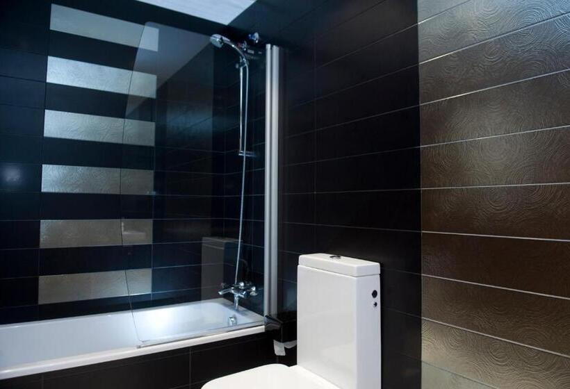 آپارتمان 2 خوابه, Home To Home Barcelona