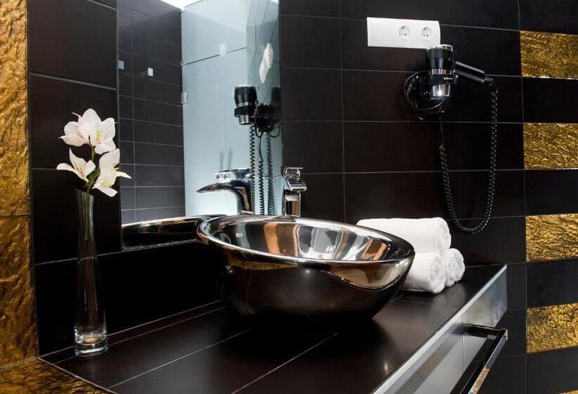 آپارتمان دوبلکس 1 خوابه, Home To Home Barcelona