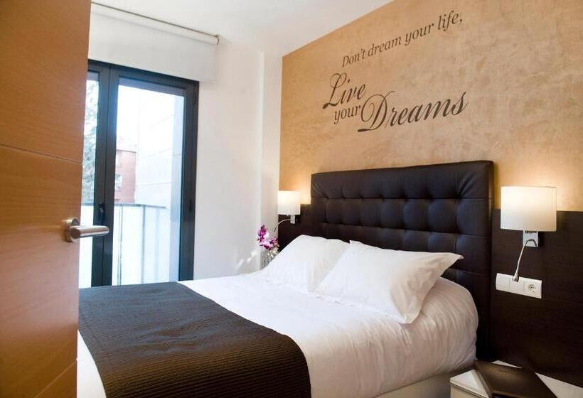 آپارتمان 1 خوابه با بالکن, Home To Home Barcelona