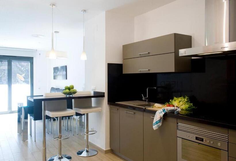 آپارتمان 2 خوابه, Home To Home Barcelona