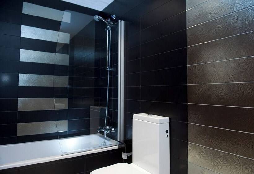 آپارتمان 2 خوابه, Home To Home Barcelona