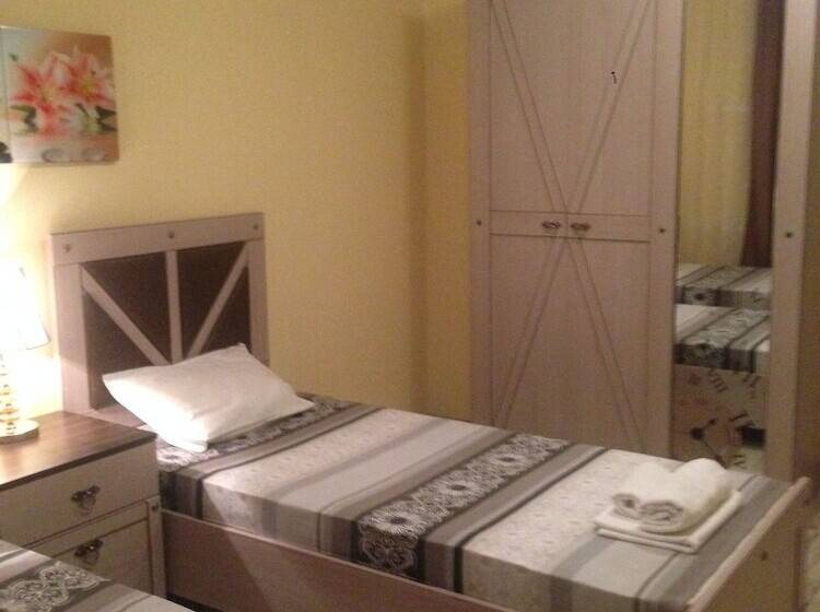 شقة غرفتين, Admiral Plaza Apartments