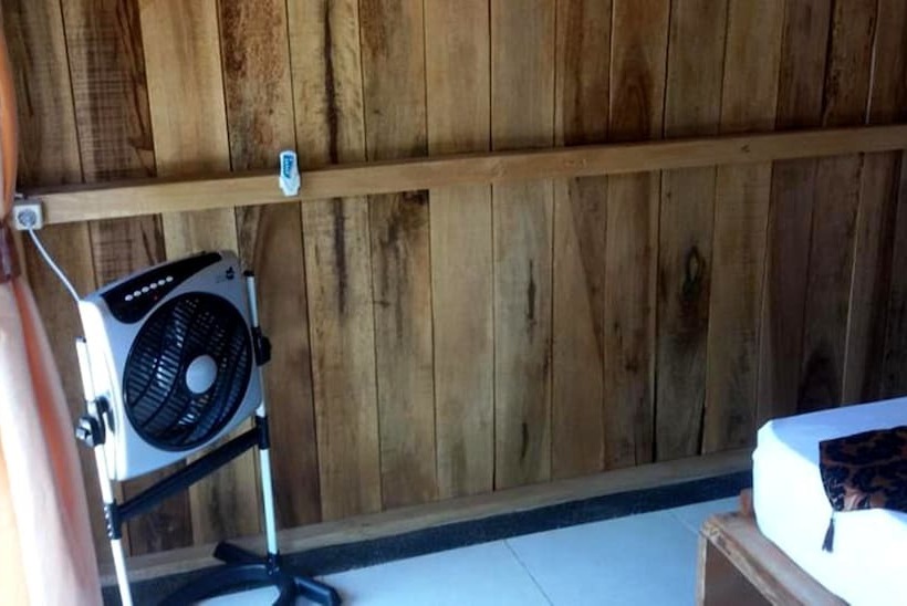 بنجلو قياسى, Beach Box Bungalows