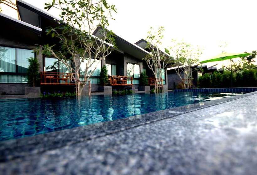 Номер Deluxe Вид на Бассейн, Family House Zen Boutique Resort