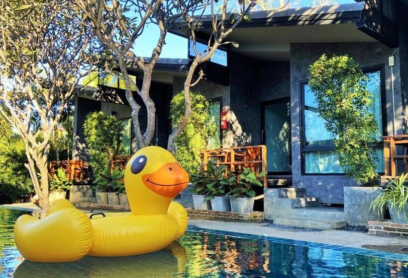 プールの見えるデラックスルーム, Family House Zen Boutique Resort