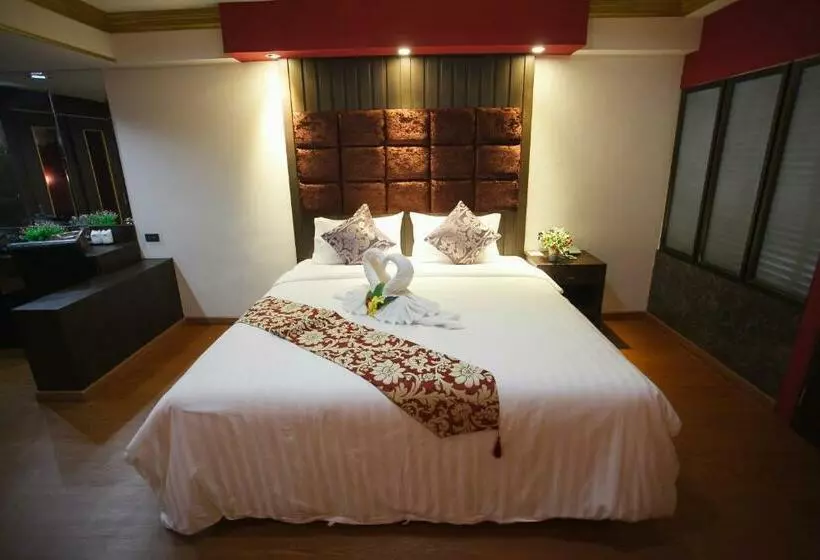 اتاق لوکس با تخت بزرگ, Grand Pink Hotel Hatyai
