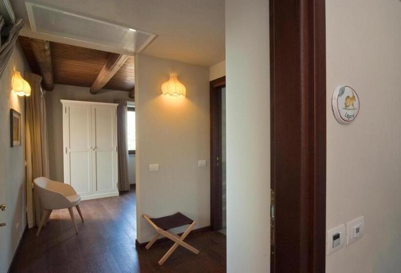 חדר סטנדרט עם מרפסת, Il Falco E La Volpe