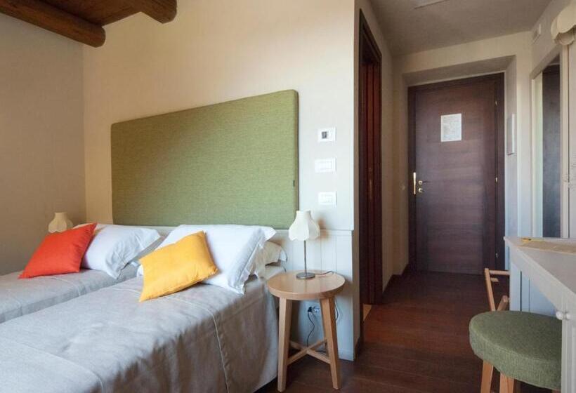 חדר סטנדרט עם נוף, Il Falco E La Volpe