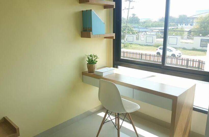 스탠다드 룸 킹사이즈 침대, Jk Living Hotel And Service Apartment