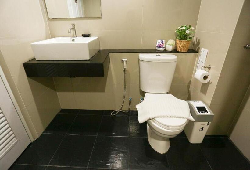 스탠다드 룸 킹사이즈 침대, Jk Living Hotel And Service Apartment