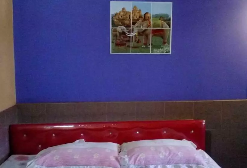 اتاق استاندارد, Rueang Sri Si Ri