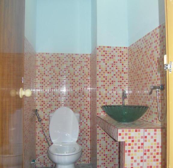 غرفة سوبيريور, Rueang Sri Si Ri