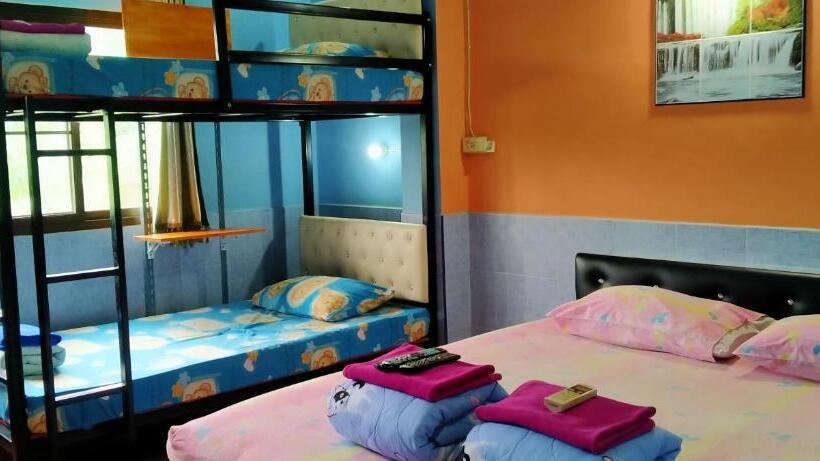 غرفة إقتصادية رباعية, Rueang Sri Si Ri