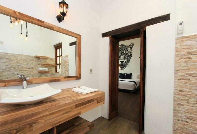 스탠다드 룸 킹사이즈 침대, Sereno